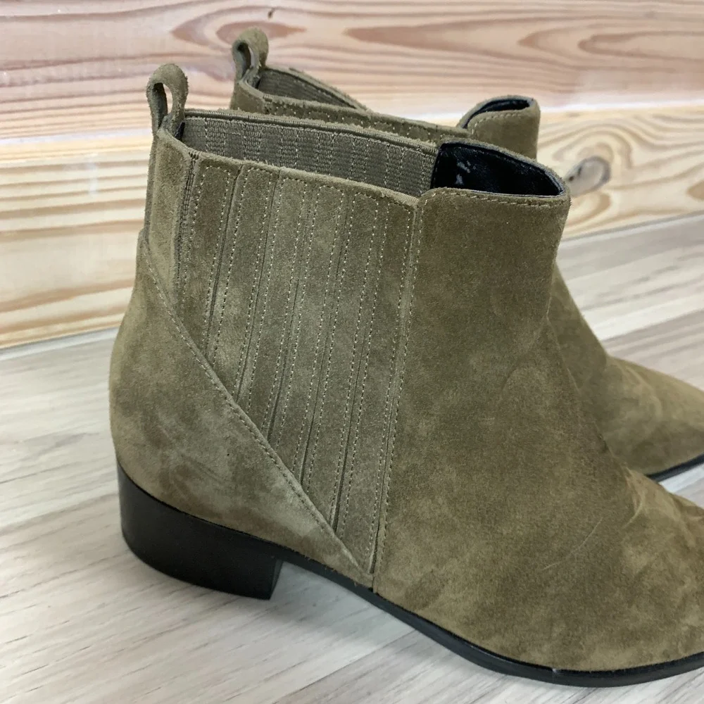 Mark Fisher Boots Womens 7.5 M Ankle Green Suede‎ Pointed Toe Chukka Bootie